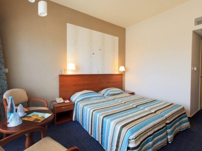 Sentido Kouzalis Beach Hotel Protarász Kültér fotó