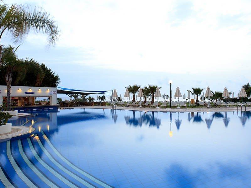 Sentido Kouzalis Beach Hotel Protarász Kültér fotó