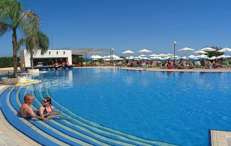 Sentido Kouzalis Beach Hotel Protarász Kültér fotó